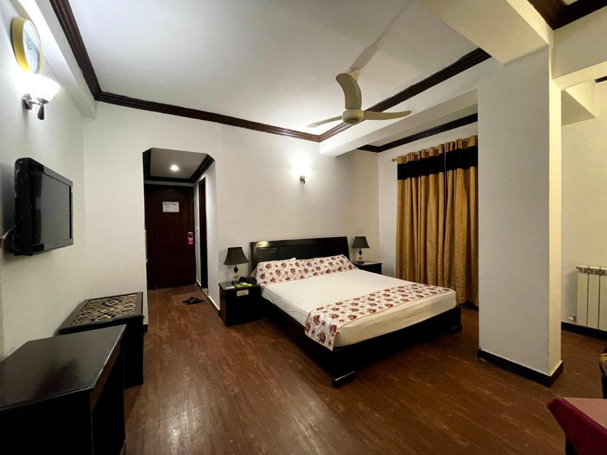 Grace Crown Hotel Islamabad Ngoại thất bức ảnh
