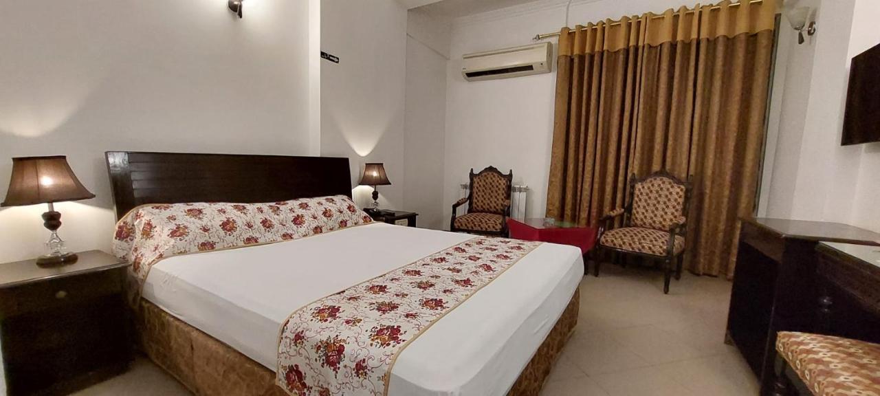 Grace Crown Hotel Islamabad Ngoại thất bức ảnh