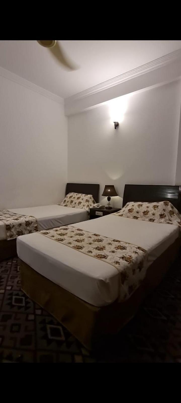 Grace Crown Hotel Islamabad Ngoại thất bức ảnh